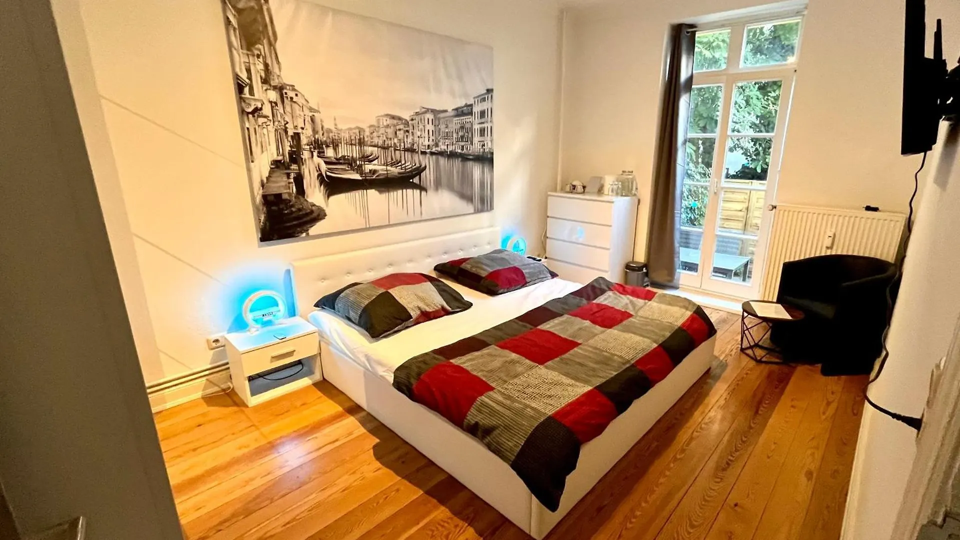 Doppelzimmer Mit Terrasse In Privatem Zuhause Lübeck